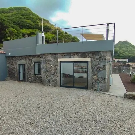 Fontinha Terrace View House * Faja Grande