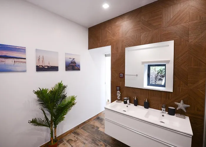 Fontinha Terrace View House Faja Grande