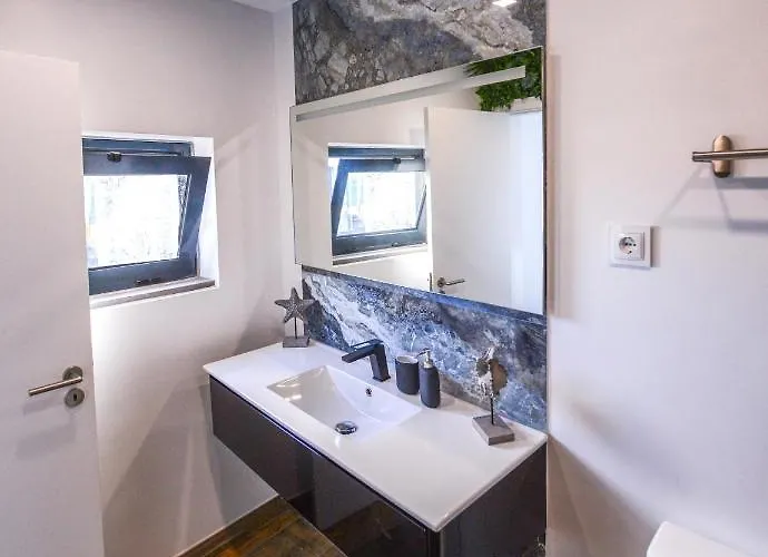 Fontinha Terrace View House * Faja Grande