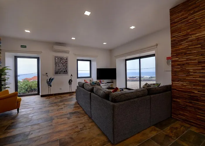 Fontinha Terrace View House